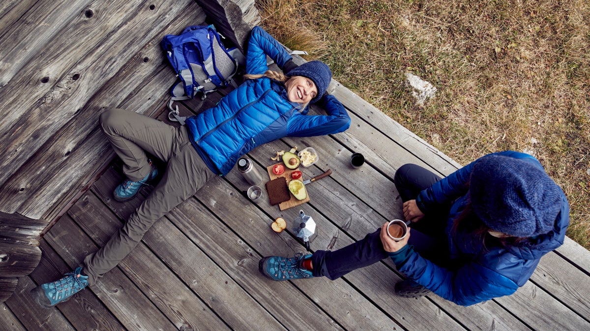 How to Fuel for Every Length of Hike, According to a Dietitian